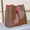 2023 Sac à bandoulière de luxe à carreaux Vente Vintage Seau Sac à main Femmes Sacs Portefeuilles pour chaîne en cuir Cross Body Sac de messager de grande capacité