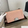 Дизайнеры классический мальчик -лопаток плечо Channell Bags France Brand Brand Fashion Caviar Кожаная Qulited Matelasse Sumbams Серебряная металлическая цепь сумка кросс -кузов роскошная сумка