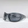 buitenaardse stijl SKIN zonnebril klassiek merk 0252 nieuwe ontwerper Mask Olecranon zonnebril voor dames en heren runway-modellen amerikaanse sportbrillen