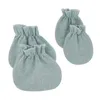 Accessori per capelli D7WF Guanti in morbido cotone per bambini Set copripiedi Guanti antigraffio Calzini Sox