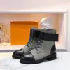 Stivali da combattimento da donna Wonderland Flat Ranger firmati Metropolis Martin Sneakers invernali in pelle di vitello e tela con scatola originale