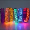 Hundehalsbänder, 100 Stück, verstellbares LED-Licht, leuchtendes Haustierhalsband, Leoparden-Nylon-Katze, Nachtsicherheit, leuchtende, blinkende Halskette, leuchtender Halsgürtel