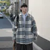 Herr ull blandar hybskr vinter vintage pläd ull män rockar koreanska streetwear casual lösa jackor mode manlig hip hop ytterkläder 230107