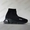 2023 Män Designer Sneakers Dam Sock Teknisk 3D Stickad Sock-liknande Sneakers Designer Skor Mode Vit Svart Graffiti sula Fritidsskor Med Box Storlek Eu36-46 NO017B