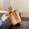 最新のバケツドローストリングデザイナーバッグ女性リムーバブルウサギ肩クロスボディバッグガールズミニハンドバッグプロセスレター付き箱