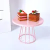 Tallrikar multicolor cake stand home party display bröllop dekoration skrivbord eftermiddag te födelsedag dessert fudge smidesfack