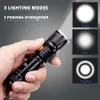 Torce Torce Potente torcia a LED con coda Testa di ricarica USB Torcia impermeabile zoomabile Luce portatile 3 modalità di illuminazione Batteria integrata 0109