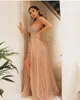 Prom Blush Dresses Pärlade paljetter Designer Side Slit Spaghetti Straps Custom Made Ruched Evening Party Gowns Vestidos Formell OCN Wear Plus Size