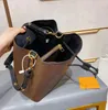 2023 Luxury plaid designer schoudertas verkoop vintage emmer handtas dames tassen portemonnee voor lederen ketting kruis lichaam grote capaciteit messenger tas