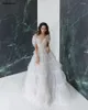 Bröllopsklänning illusion strand klänningar en linje tyll applikation korta ärmar brudklänningar sexig rygglös sveptåg forma