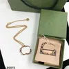 Retro dubbele letter designer ketting gekleurde stippen hangers kettingen vrouwen reliëfstempelbroche met doos