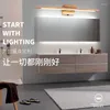 Duvar lambası modern basit kütük LED ayna ön banyo elbisesi yaratıcı çok yönlü masif ahşap