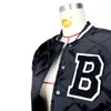 Jackets femininos Jaqueta de bombardeiro de inverno Moda de beisebol Fall Fall para 2023 Botão de retalhos Botão preto Caprot Top Caats