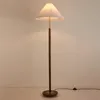 Floor Lamps Nordic Walnut Lamp Art Night Standing Led Table Lights Luxury Living Room For Bedroom Decor Decoration Fixtrue