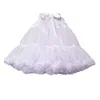 Юбка Девушки с взрывающимися короткой юбкой с твердым белым цветом Пушистая пузырька