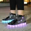 Sneakers Maat 27-37 Led-kinderschoenen Jongens Meisjes Verlichte sneakers Gloeiende schoenen voor kinderen Hardlopen Sport Ademend Casual Lichtgevende zool 230110