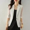 Kvinnors kostymer Vit spetsdräkt Jacka Kvinnor Blazer 2023 Summer Sunscreen Western-stil High-End Liten Top Lady Loose