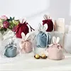 Velvet Easter Bunny Bucket Favor Short Ears Rabbit Basket Drawstring Candy Bag Soft Plush Storage Påsar 0110