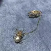 Dangle Ohrringe Single Side Spider Pearl Ohrclip-Stolpe Drop-Earrings mit natürlicher weißer Süßwasserfrauen Frauen Schmuck Geschenkdekoration
