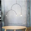 Hanglampen modern Noords ontwerp zwart metaal speciaal gevormde kroonluchter interieur decoratie licht zeer geschikt voor zolder of restaurant