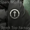 Kurtka Trapstar Waterproof Down 2.0 mężczyzn Dekodowany puffer z kapturem - czarny 1to 1 haftowany płaszcz damski UE rozmiary XS -XL Spark Top Fabryka