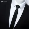 Pajaritas Hombres Diseñadores Moda Negocios Vestido profesional Boda Novio Regalo sólido Ocio coreano Rayas Punto Negro Azul
