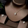 Halsband örhängen set hibride vatten droppe kubik zirkoniumbröllop inlay lyxiga kristall brud smycken gåvor till brudtärnor n-1425