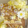 Andra dekorativa klistermärken White Daisy Balloon Wreath Kit Wedding Birthday Party Decor Yellow Pink Purple Blue Latex Baby Shower 230110