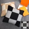 Poduszka designerska poduszka dekoracyjna z wewnętrzną marką mody poduszki pasztetyczne poduszki Covers Covers Home Sofa Decor Poduszki samochodowe
