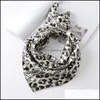 Schals Seide Leopard Schal Print Lady Square Neck Foard Schal und Wraps weibliche Kopftuch Mode Designer Bandanas Frauen Accessoires Otias