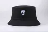 Berets Schwarz Weiß Solide Alien Eimer Hut Unisex Mode Caps Hip Hop Männer Frauen Sommer Panama Kappe Strand Sonne Angeln hüte Baumwolle SA687