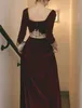 Robes de soirée en ligne A-ligne élégante vintage invité couche formel couche à manches longues Longueur de plancher avec robes de bal appliquées