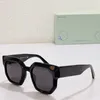 Nieuw van zonnebrillen OERJ014 Designer brillenglazen 014 Trend merk vierkant zwart marmeren frame frame heren en dames vakantie Leisure bril UV400
