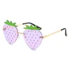 Sunglasses Strawberry Ladies Designer Fashion Glasses Party Ball Decoration Eyewear Trend Men UV400 Hip Hop