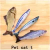 Cat Toys Plush Creative 3D Karp Fish Form Toy Gift S￶t Simation Spelar f￶r husdjursg￥vor Catnip fylld kudde docka droppleverans Hom dhqdh