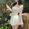 Gonne houzhou sexy mini gonna bianca simpatica donna da canale pieghe ad alta vita a piede irregolare patchwork fata a corto mori girl 230110