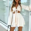 Signe in satinata a due pezzi Set Women Autumn Tops Lace Up Wrap Sexy Mini Elegant Purper Suits White Lantern Long Maniche Cropigan 230110