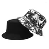 Berets 2023 Unisex Fashion Summer Reversible Black White Coconut Tree Printed Fisherman Caps Bucket Hats Gorro Pescador Men Women