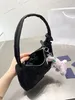 2023 Bolso de felpa para las axilas Diseñador Un bolso de hombro Bolso de lujo de moda Monedero con cremallera Bolso bandolera para mujer 3 colores estilos de invierno comodidad de la tela