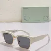 Lunettes de soleil cool OMRI024 Designer New Off Trend Brand White Half-Frame Lunettes de soleil pour hommes et femmes Lunettes de loisirs de vacances RI024 UV400 taille: 50 20-145