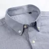 Mäns casual skjortor Herrarna Dagliga tjocka Oxford Cotton Shirt Single Patch Pocket Högkvalitativ fast långärmad standard-fit-knapp-ner
