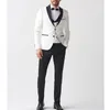 Costumes pour hommes 2023 Trois pièces Groom Tuxedos Costume Hommes Soirée de mariage Ivoire et noir Blazer Veste formelle Pantalon Gilet Costume Homme