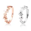 Wedding Rings Huitan Aesthetic Flower Design Women's Finger-rings Delicate Bridal Ceremony Party Ring Statement Accessories Jewelry