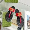Hausschuhe Frau Schuh Strand Slides Designer Schuhe Sandalen Dame Loafers Flip Flops Sommer Gummi Unten Brief Flache Ferse Metall Knopf faul