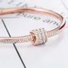 Brazalete 2023 de oro rosa de acero inoxidable de cintura pequeña para mujer con incrustaciones de circón ligero de lujo Noble pulsera de regalo