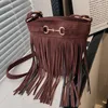 Kvällspåsar 2023 Spring Autum Fashion Suede franse Women Messenger Tote Handväska Tassel Axelhandväskor Crossbody Bag B