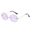 サングラス2023ハロウィーンリムレスカボチャ女性男性楕円形の合金フレームサングラスホローパンク眼鏡Oculos 16スタイル