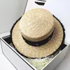 Cappelli larghi brim 2023 Cappello di paglia piatto per donne di alta qualità per permeabile di aria permeabile al sole Sunce da sole in erba di lafita