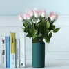 Decoratieve bloemen 10 stks voelen Rose Flower Bud hydraterende kunstmatige voor thuisbruiloft Bouquet Party Event Decor Arrangement