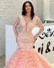 Pink Prom -klänningar arabiska sjöjungfru V halspärlor kristall spetsar långa ärmar tiered ruffles tyll formella aftonklänningar anpassade plus size pageant slitage festklänningar